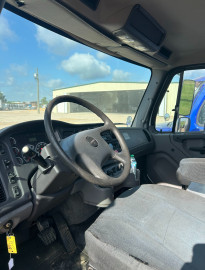 Freightliner M2