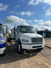 Freightliner M2