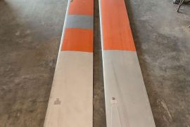 J&R FLYING SERVICE & BILL MEEKS AUCTION -  United States
