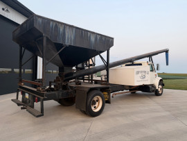International 4700