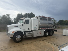 Peterbilt 348